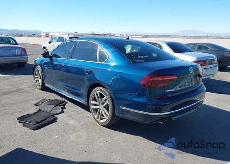 2018 Volkswagen Passat 2.0T R-Line/2.0T S из США, поврежденный, VIN 1VWAA7A39JC041758